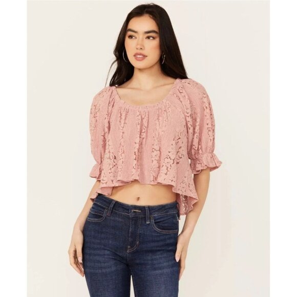 Free People Tops - FREE PEOPLE Womens Size Small Pink Stacey Lace Cropped Hi Low Top Blouse NEW